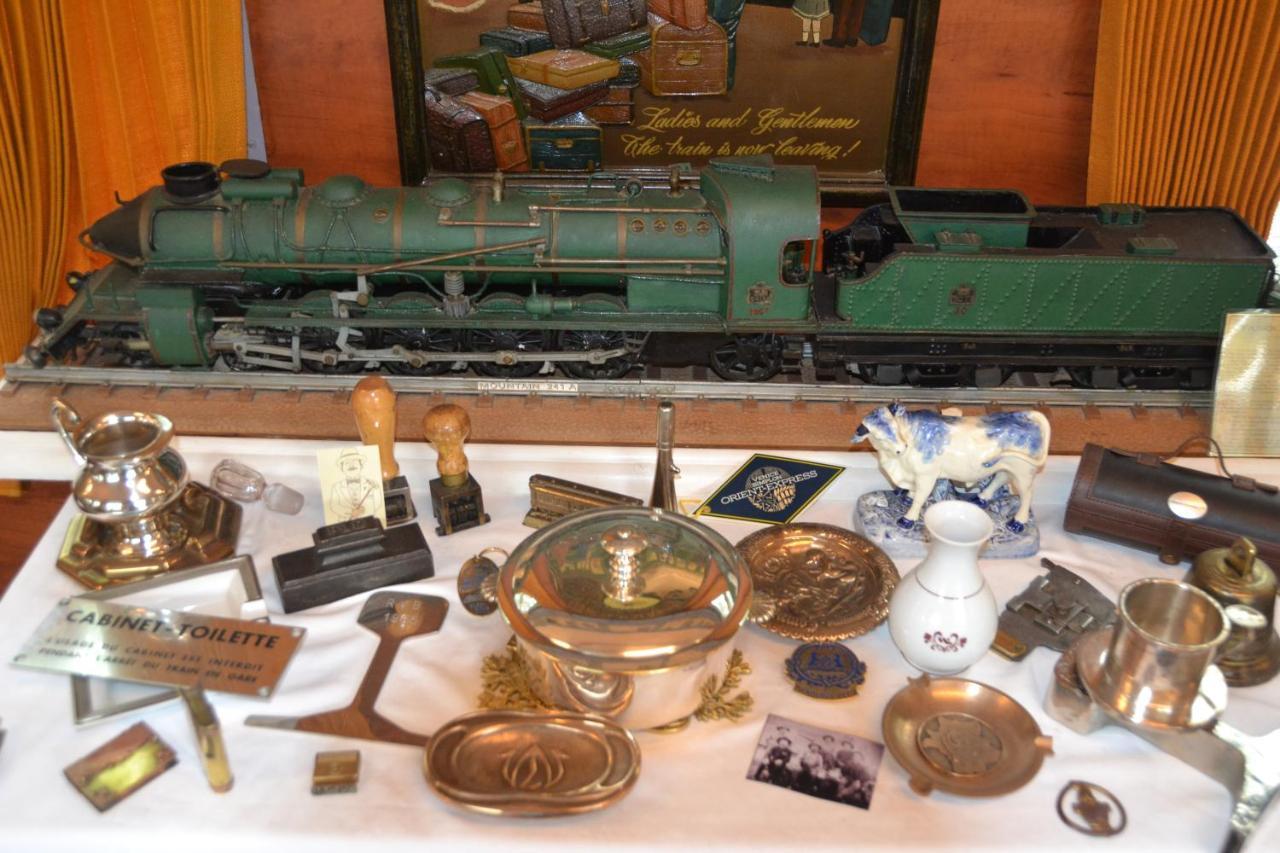 Le Train Des Reves Dracy-Saint-Loup Exterior photo